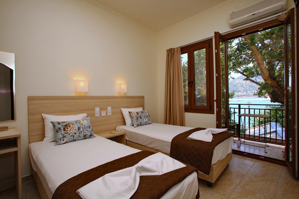 Aktaion Guest Rooms Skopelos Town Ruang foto