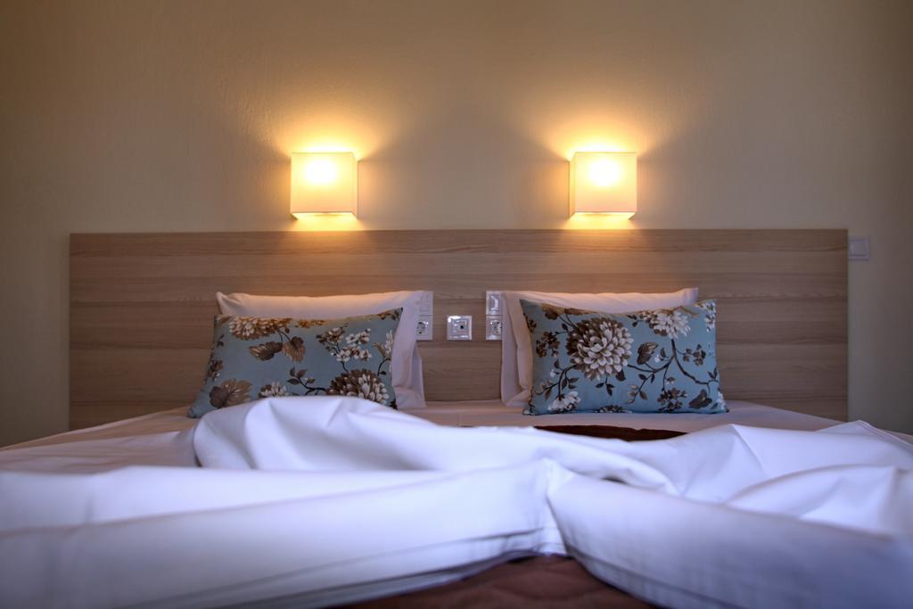 Aktaion Guest Rooms Skopelos Town Ruang foto