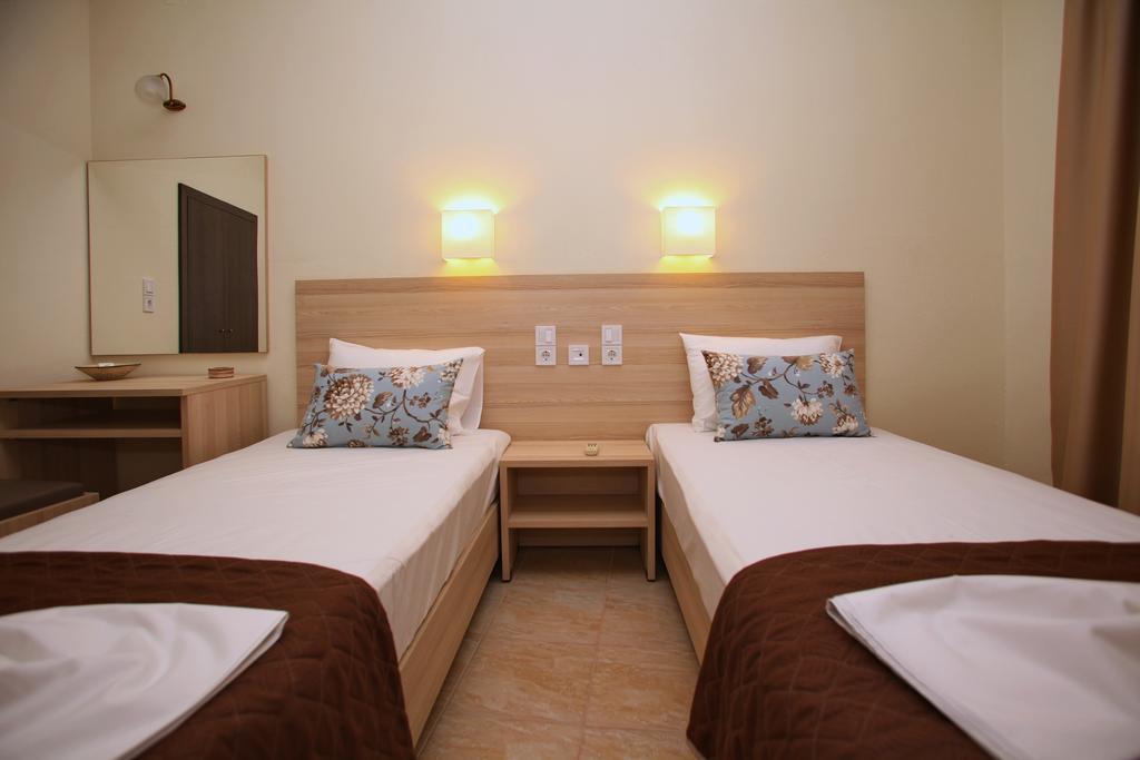 Aktaion Guest Rooms Skopelos Town Ruang foto