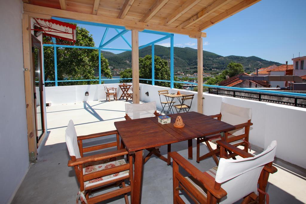 Aktaion Guest Rooms Skopelos Town Bagian luar foto